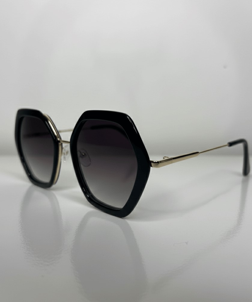 Modelo de óculos de sol feminino hexagonal